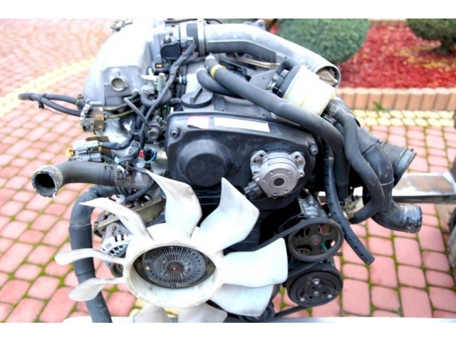 Двигатель Nissan Skyline RB25Det drift 200sx s13 s14a