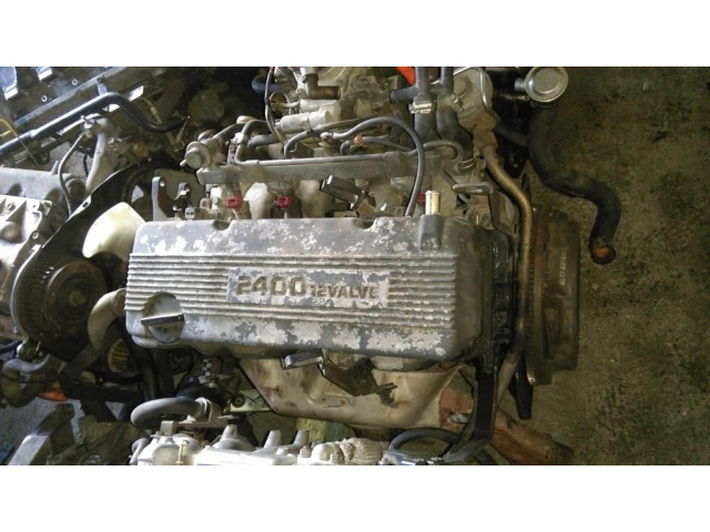 Двигатель Nissan Terrano 2 II Maverick 2.4 бензин