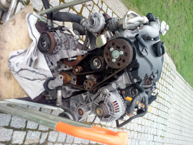 Двигатель для VW pasat 1.9 dti, 105 km, год 2004