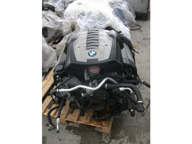 BMW 650i 6 E63 E64 двигатель голый 4.8 5.0 V8 367 KM