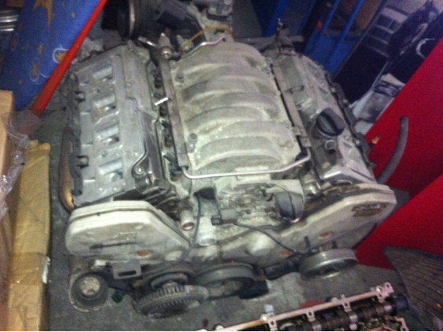 Двигатель Audi A8 D2 4.2 V8 300 km ABZ в сборе