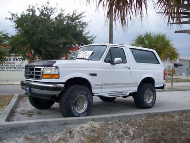 1994 FORD BRONCO 4X4 LIFTED ON 35s