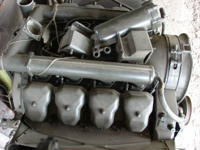 SKOT - новый двигатель V8 TATRA