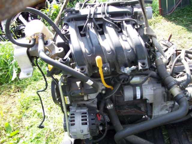 Renault Dacia sandero двигатель 1.2 16v 5tys.km