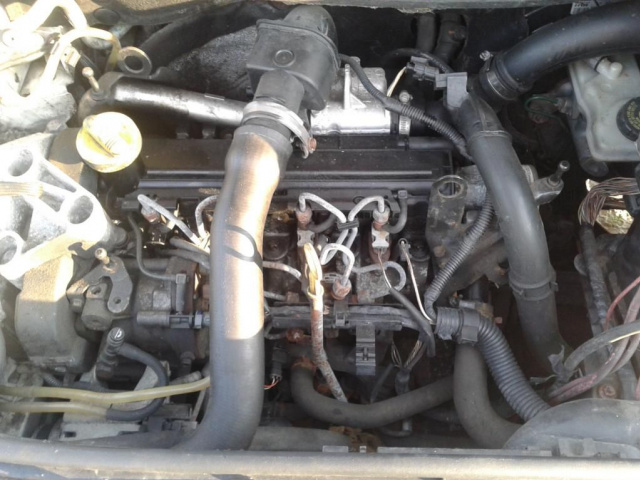 Renault Modus двигатель 1.5 dci K9K