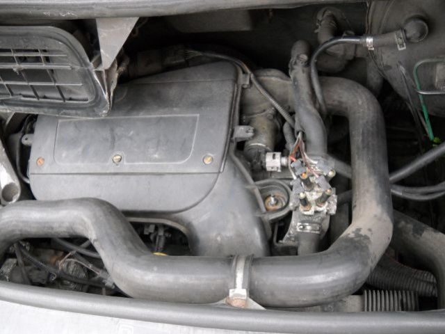 Nissan Primastar 1.9 DCI двигатель + коробка передач