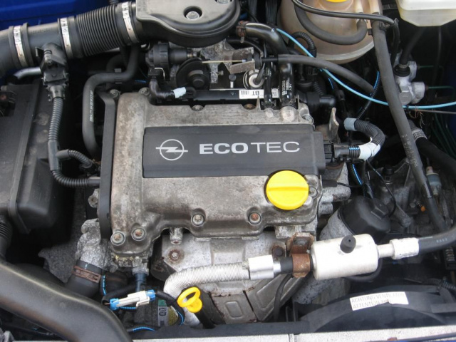Opel Corsa B - двигатель 1.0 12V X10XE Отличное состояние !
