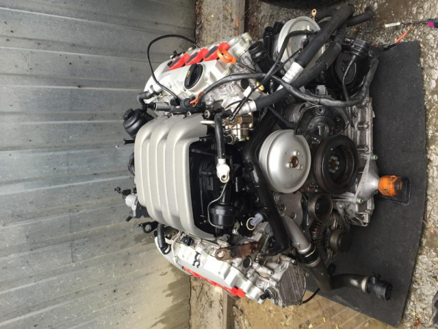 Двигатель AUDI A4 A6 A8 3.2 FSI AUK BKH BPK в сборе