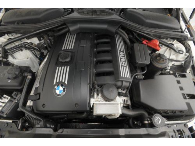 Двигатель BMW E90 N53B30 2007 год z навесным оборудованием