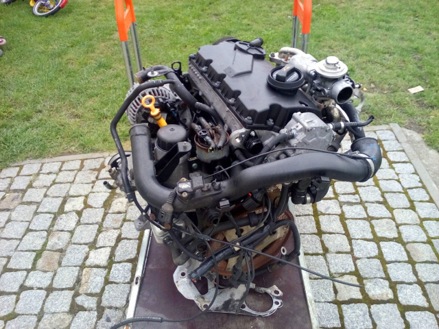 Двигатель для VW pasat 1.9 dti, 105 km, год 2004
