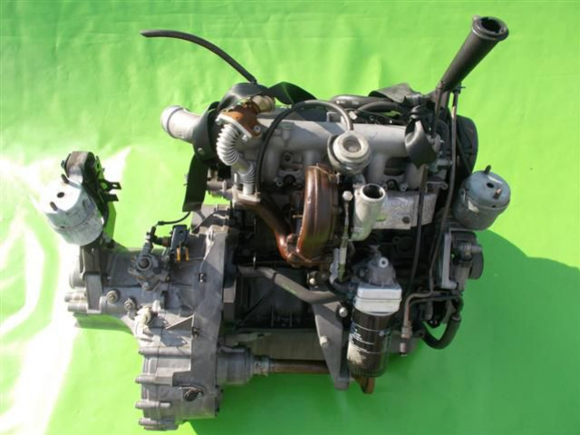VW TRANSPORTER T4 CARAVELLE двигатель 2.5 TDI AHY 96