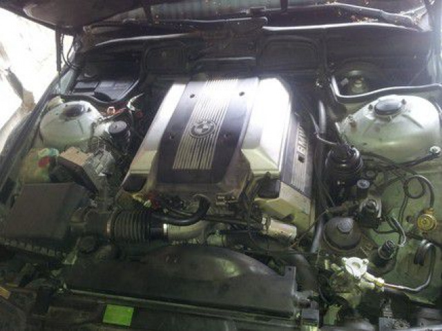 BMW e38 740i двигатель в сборе m60b40 4.0V8