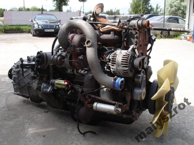DAF LF 2003 двигатель 3.9 CUMMINS 150 30 110KW KONIN