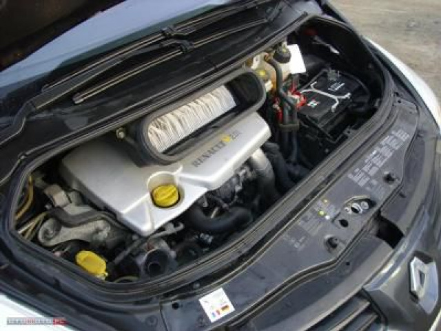 Renault espace IV laguna trafic двигатель 2.0 dci M9R