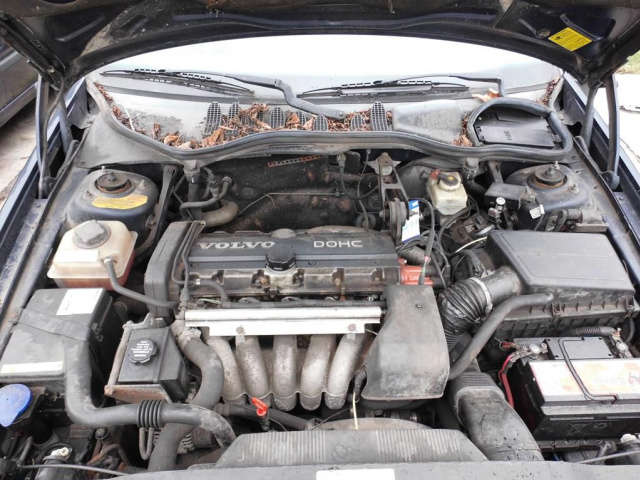 Двигатель в сборе 2, 5 10V 144KM бензин Volvo 850