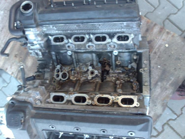 Двигатель BMW E39 M5 400 л.с. поврежденный