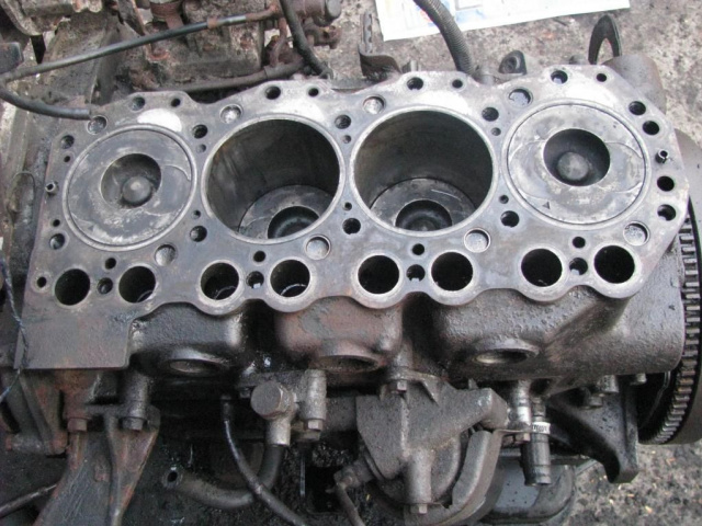 Двигатель Nissan Cabstar 3.0 2001г.