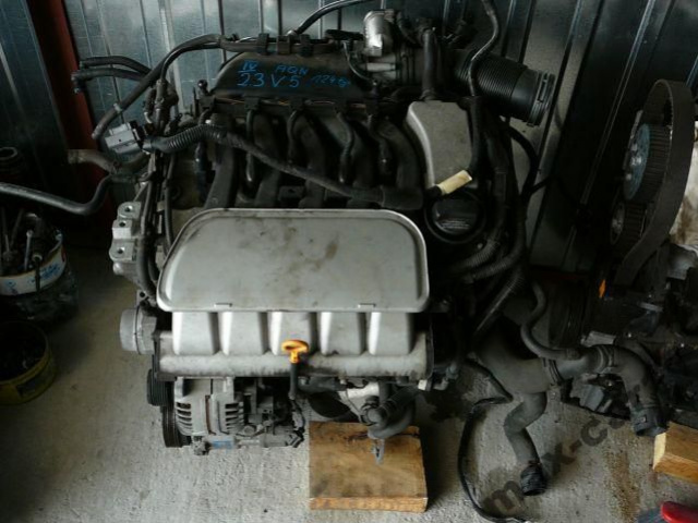VW GOLF IV BORA двигатель AQN 2.3 V5