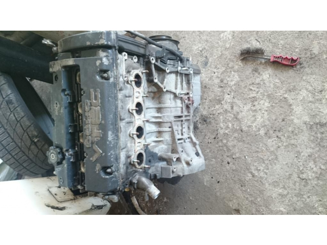 Двигатель honda prelude 2.2 H22A5 поврежденный