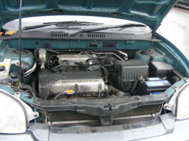 Двигатель HYUNDAI SANTA FE 2, 4 бензин 2003 r.