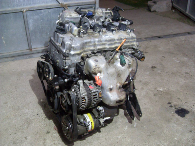 NISSAN PRIMERA P12 1.8 16V QG18 двигатель в сборе
