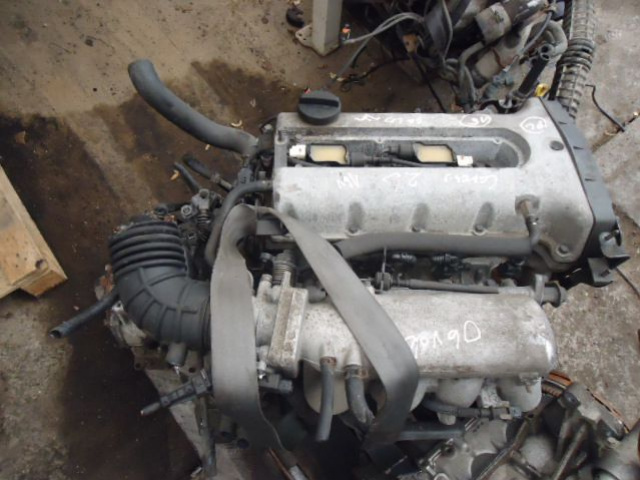 Двигатель в сборе Kia Carens Shuma 1.8 16V 03г.
