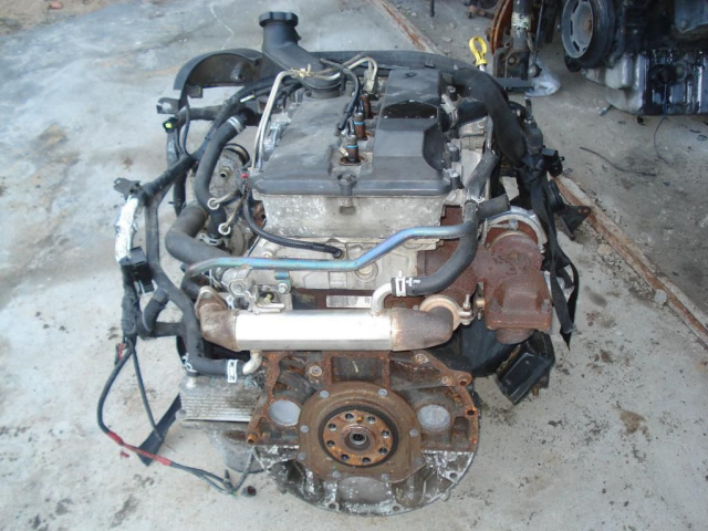Двигатель FORD TRANSIT 2.4TDI 90 л.с. 2004 голый без навесного оборудования