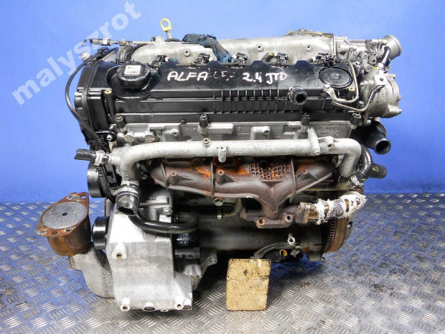 ALFA ROMEO 156 166 2.4 JTD LYBRA двигатель 841C000