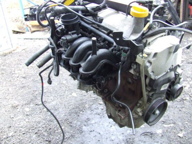 DACIA SANDERO двигатель 1.4 8V K7J A714