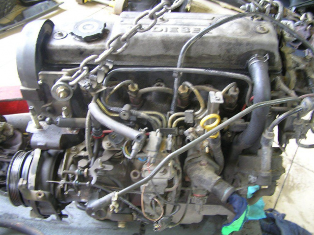 Двигатель FORD MONDEO MK1 1.8TD насос, форсунки