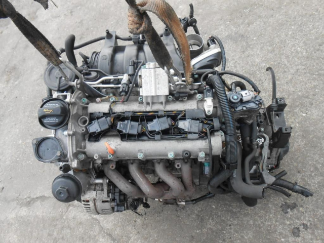 Двигатель VW POLO 1.4 FSI AXU 03 год 131 тыс KM