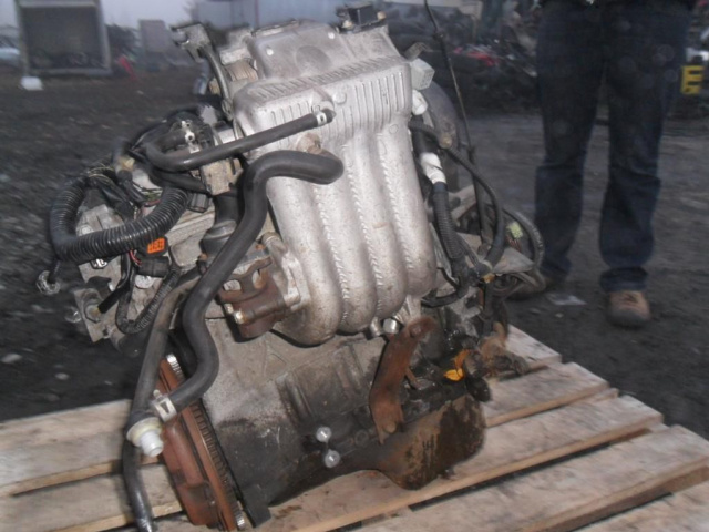 Двигатель 13 16V SUZUKI WAGON R + 2003 год 98.тыс KM