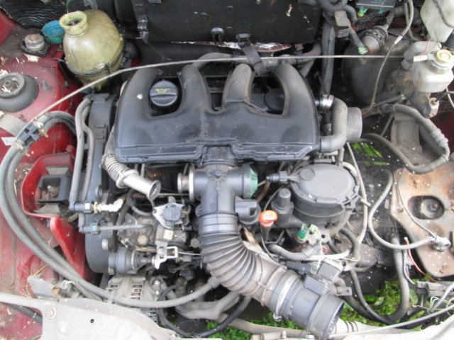 Двигатель CITROEN C15 DW8 + насос форсунки