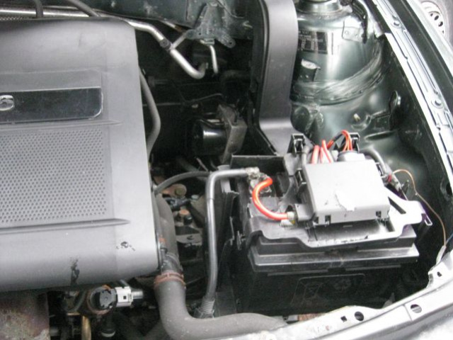 VW Golf IV Audi A3 Seat Leon - двигатель 1, 6 16V BCB