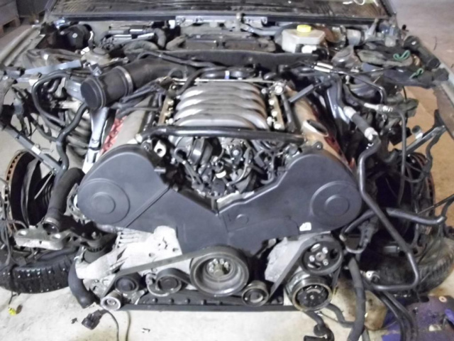Двигатель AUDI A8 D3 3.7 V8 бензин 2004r в сборе