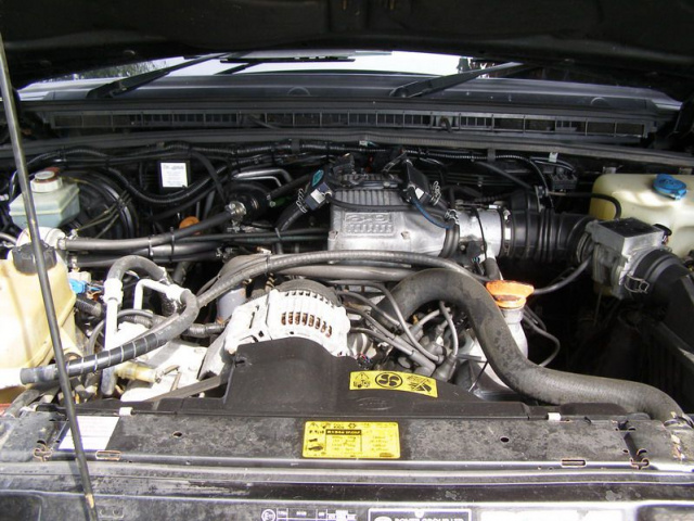 Land Rover DISCOVERY V8 3.9 97г.. двигатель отличное
