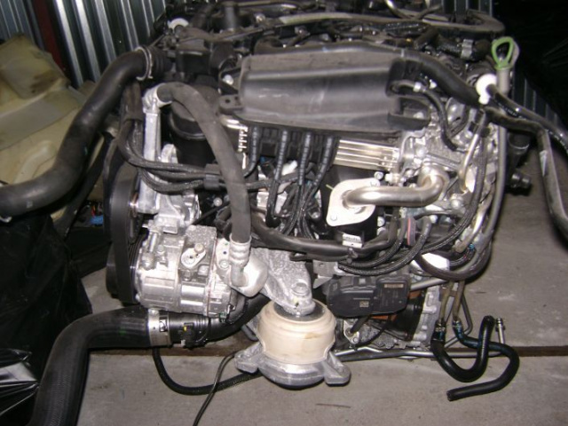 MERCEDES W212 220CDI двигатель навесное оборудование 2010г. CLK W207