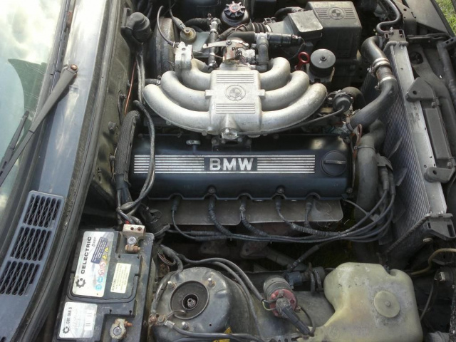 BMW E30 двигатель в сборе M20B25 отличное состояние