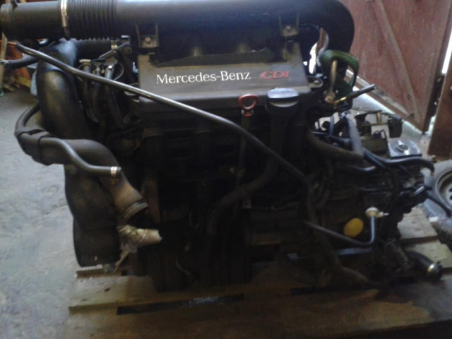 Двигатель в сборе ze skrzyniom mercedes vito 108cdi