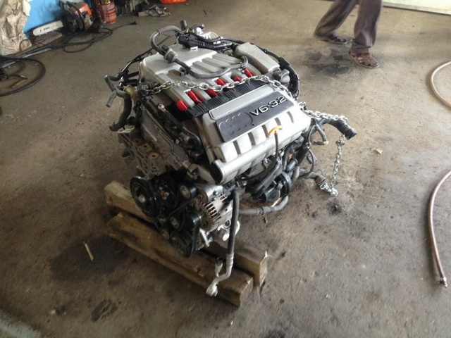 Двигатель AUDI TT A3 GOLF R32 3.2 FSI в сборе BUB