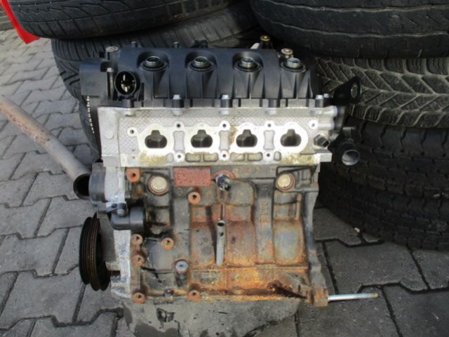 DACIA LOGAN II 2014 1, 2 B двигатель D4F F732 11TYS KM