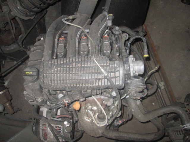 Citroen C3 208 двигатель 1, 2 VTI 2014г., .