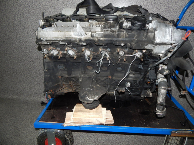 Двигатель mercedes w 210 220 E S 3.2 cdi