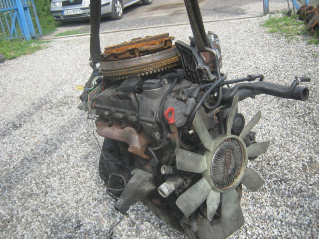 MERCEDES SPRINTER 2003г. двигатель 2.2 CDI