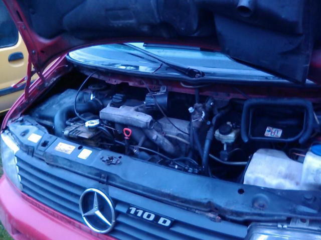 Двигатель Mercedes Vito 2.3 TD 110D z навесным оборудованием!