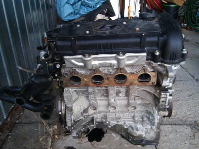 Двигатель HYUNDAI I30/KIA CEED 2010 год 1, 4 бензин