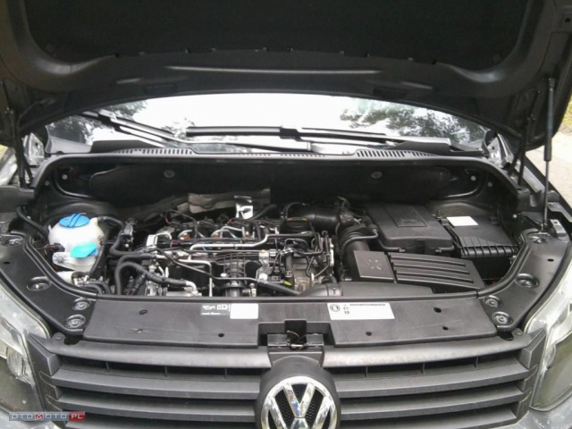 VW CADDY 1.6 TDI CAY 2010 год двигатель