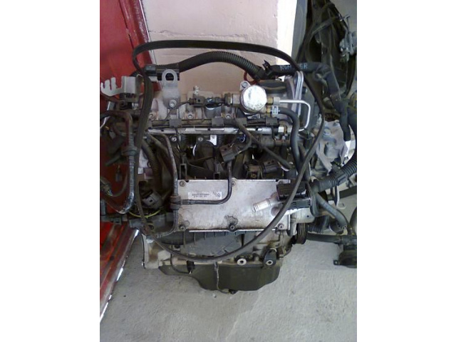 Двигатель голый без навесного оборудования Skoda Roomster 1.2 TSI 2010г..