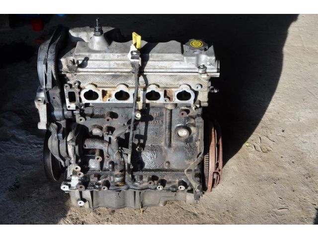 Chrysler voyager III 2.4 02г. двигатель