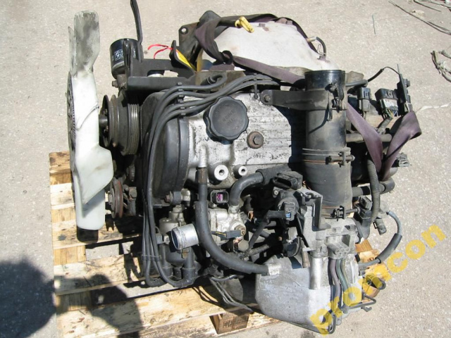Двигатель Hyundai Starex 2.4 G4CS 2001г.